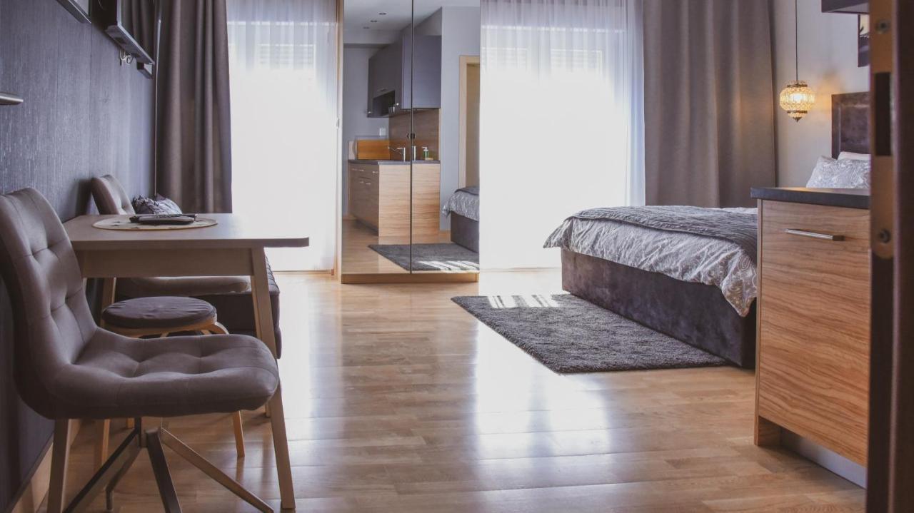 Apartmani Kameno Sidro بيليس المظهر الخارجي الصورة