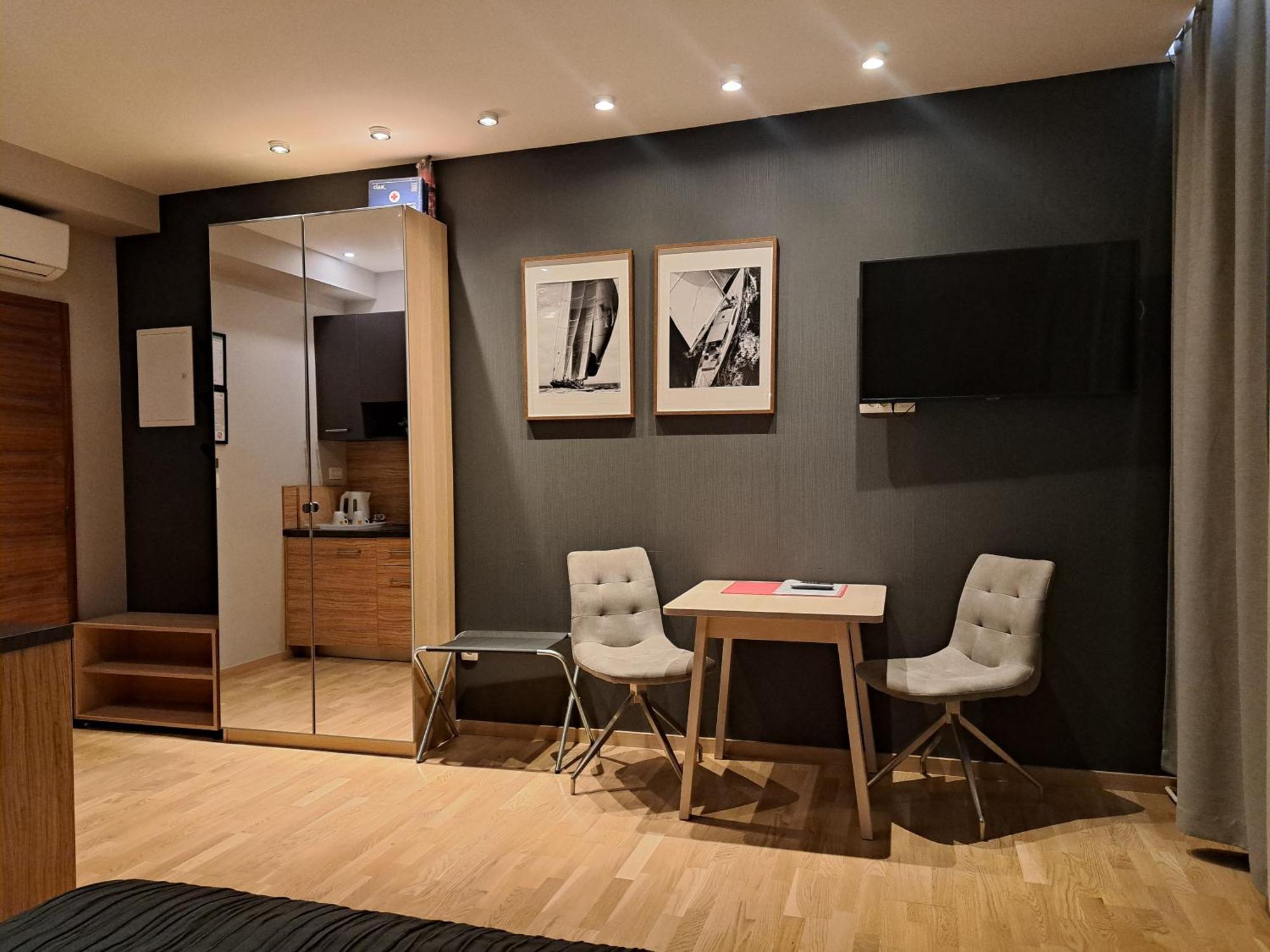 Apartmani Kameno Sidro بيليس الغرفة الصورة
